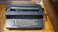 Vintage IBM typewriter Selectric II model 82 made in Canada