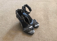 Beautiful sandals, brand Aldo, size 8 in perfect conditions!