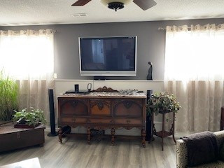 1100 Sq ft, Fully furnished In-Law-Suite in Niagara Falls in Long Term Rentals in St. Catharines - Image 3