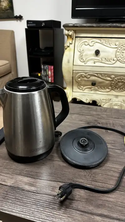 Black and Decker Electric Kettle, View more