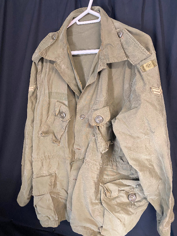 Canadian Army Jackets in Arts & Collectibles in Moncton