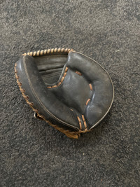 Vintage Cooper catchers mitt