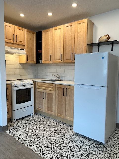 FURNISHED STUDIO APT. DOWNTOWN NELSON 1