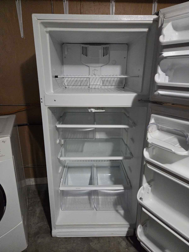 Refrigerator in Refrigerators in Grande Prairie - Image 2