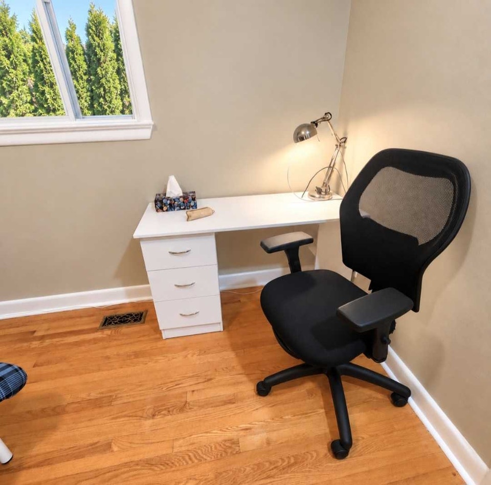 SUPERB Location near CarltonU Hospital uOttawa ALL INCLUSIVE 2