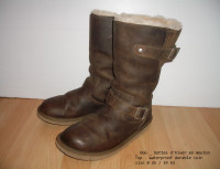 UGG bottes  __  8 US / 39 EU -  very durable leather  top