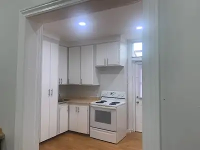 3 Bedroom Apartment Available Downtown FIRST FLOOR. Not suitable for anyone who has a walking disabi...