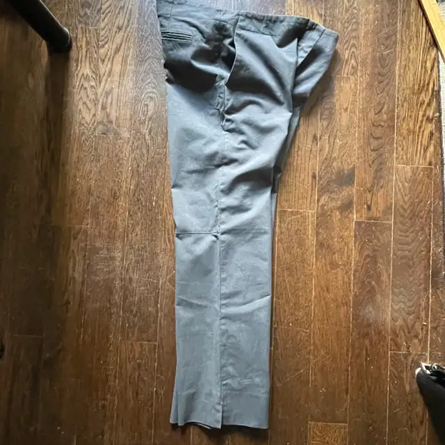 Vintage Teenflo Blue Woman's Chino Pants-Size 12. Made in Canada in Women's - Bottoms in City of Toronto - Image 6