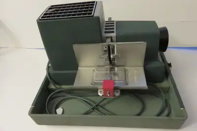 Vintage Argus 300 Slide Projector w/ Case, View more