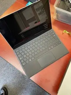 Surface Pro 7 (i5, 8 Go, 256 Go, Windows 10) VENDU, View more