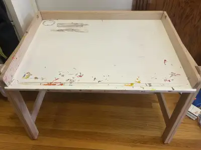 bureau ajustable pour enfants IKEA, View more