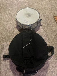Peavey snare drum and bag