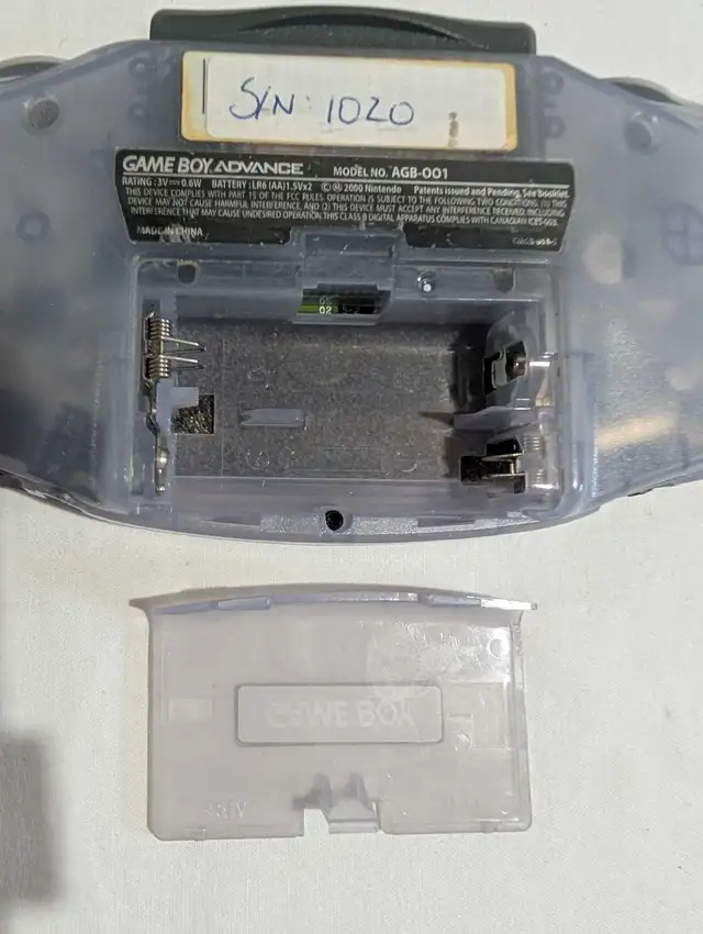 Gameboy Advance Clear Glacier Handheld Console GBA Nintendo in Older Generation in Charlottetown - Image 5