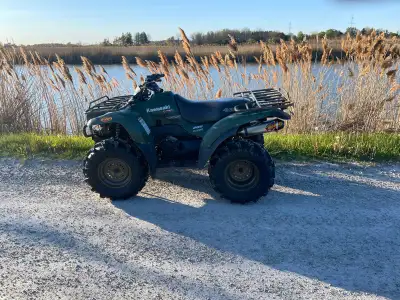 2004 Kawasaki 360 4x4 Brand new tires Electric and pull start Storage box with seat Winch 8000kms FM...
