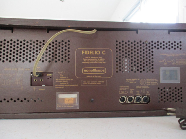 Antique Shortwave Radios dans Appareils électroniques  à Ville de Montréal - Image 2