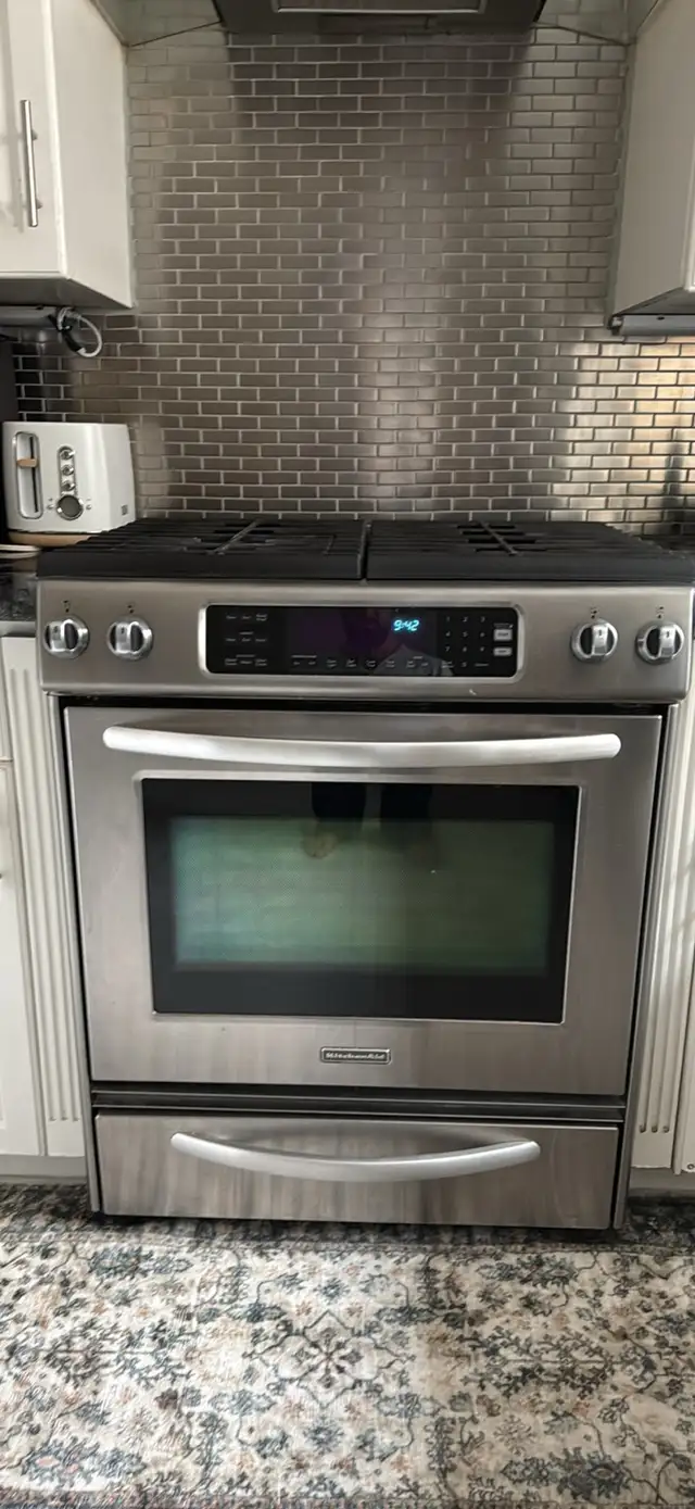 KitchenAid Stainless Steel Gas Range – Excellent Condition in Stoves, Ovens & Ranges in Markham / York Region - Image 4