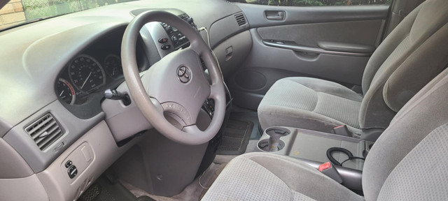 2006 Toyota Sienna CE+ in Cars & Trucks in Kitchener / Waterloo - Image 4
