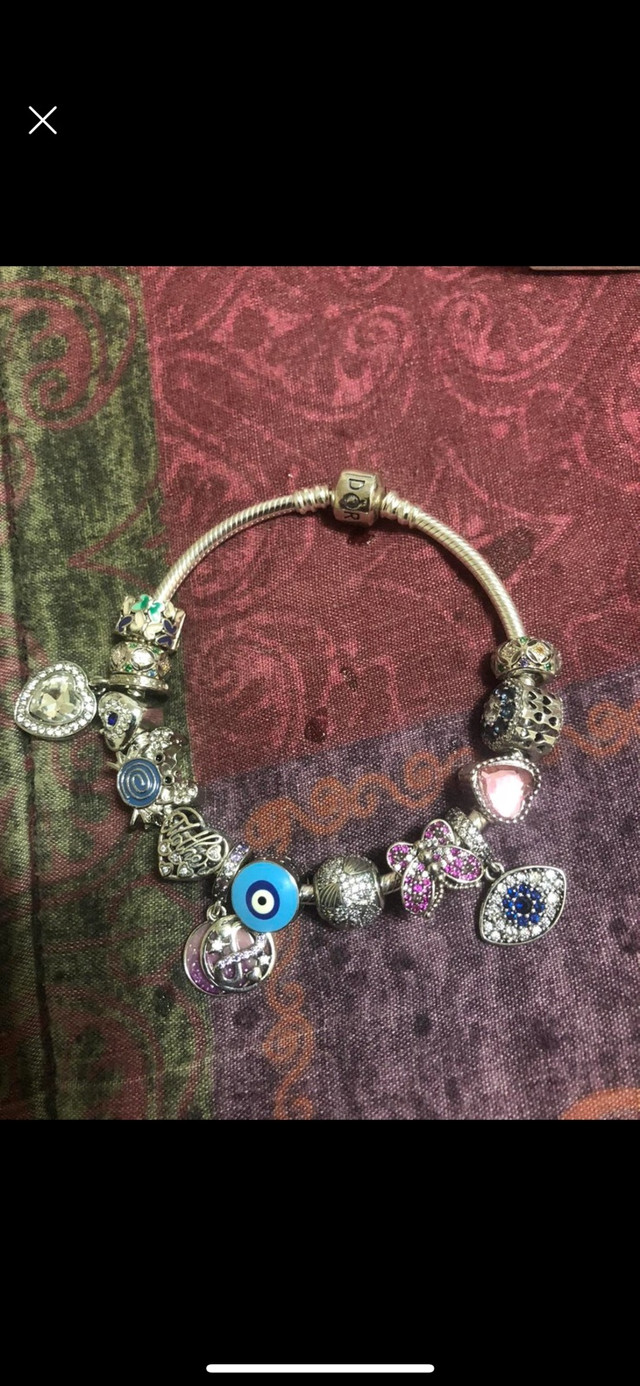 Pandora braclet with charms in Jewellery & Watches in Mississauga / Peel Region