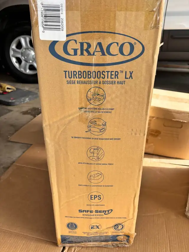 Graco TurboBooster LX Highback Booster Seat (2029 expiry) in Strollers, Carriers & Car Seats in Edmonton - Image 9
