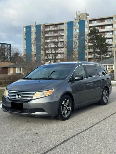 I’m selling my Honda Odyssey 8 seats in very good condition! Runs and drives good . New winter tires...