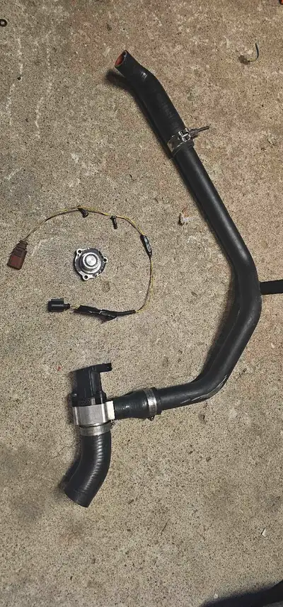 Comes with go fast bits and revision d diverted valve. This kit allows you to upgrade any fsi engine...