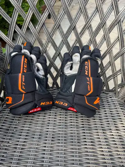 Hockey Gloves, View more