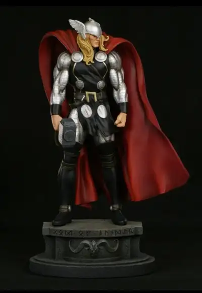 Bowen Designs Modern THOR Museum Statue