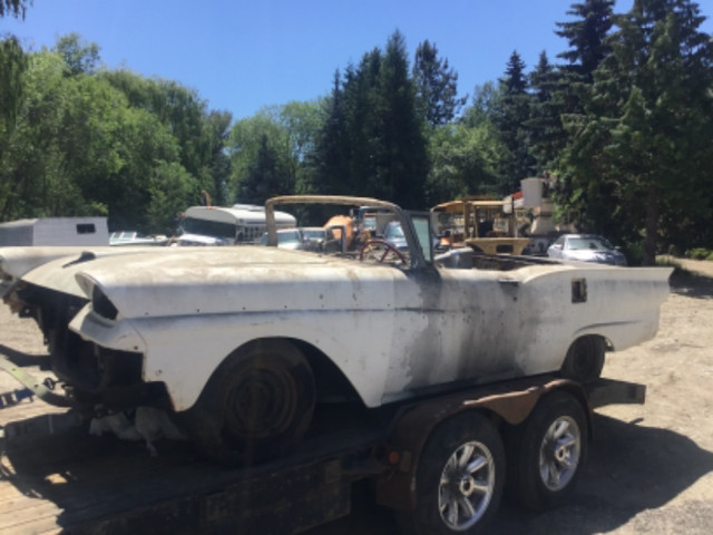 1958 Ford Fairlane Retractable in Classic Cars in Kelowna - Image 3