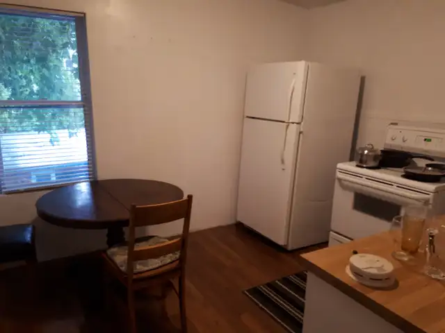Room for rent close to U of  T and OCAD63417638262403124