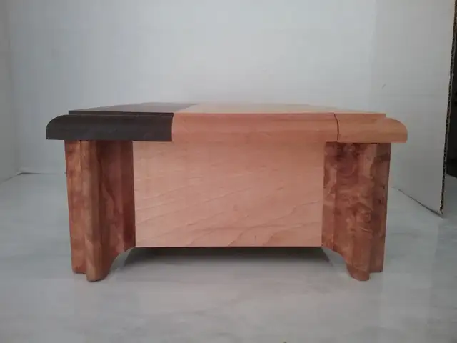 Hand Made Solid Wood Box With Hinged Lid (made in Whitby) in Storage & Organization in Oshawa / Durham Region - Image 6