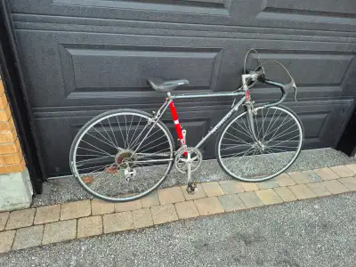 Tuned up Norco Monterey road bicycle (sm 19" frame), View more