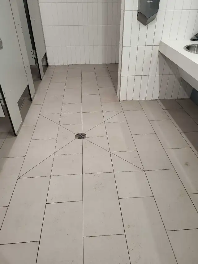 Flooring Installer65625972780035121