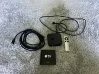 Apple TV 3rd Gen  +Power Cord+HDMI Cable+Remote+Manual LIKE NEW