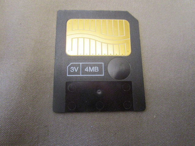 4 MB Smart Media Card in Cameras & Camcorders in Saskatoon