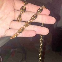 Gold electroplated “ Gucci Puff “ link chain 