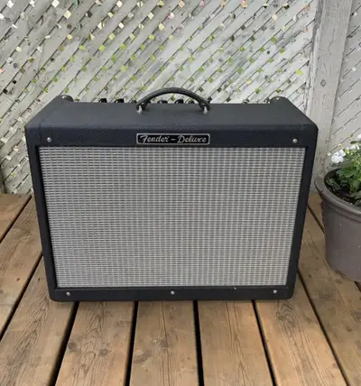 Fender Hot Rod Deluxe, View more