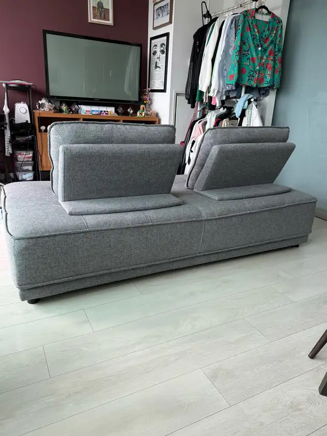 Structube Chameleon Customizable Sofa  in Couches & Futons in City of Toronto - Image 4
