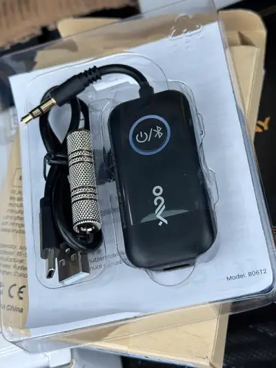 Wireless transmitter receiver, View more