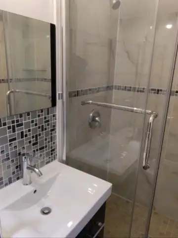A suite is available for rent in the house,near the University of Toronto, Chinatown, and Little Ita...