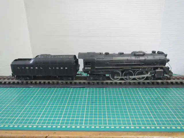Lionel Die-Cast Post-War Locomotive For Sale in Hobbies & Crafts in Edmonton - Image 2