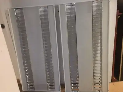 2 Grilles de plafonniers (pour diffusion lumineuse), View more