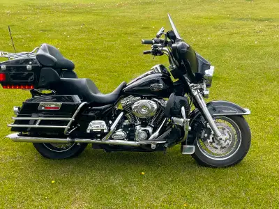 This was my dad’s bike. Second owner very will maintained and in great shape. Has stage 2 kit, new M...