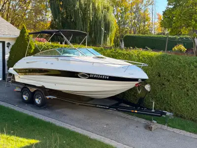 Bateau Crownline 2012 SC 236 Moteur 350 MAGS 616 heures Trim Tabs pied Bravo 3 Hélice Stanless Steel...