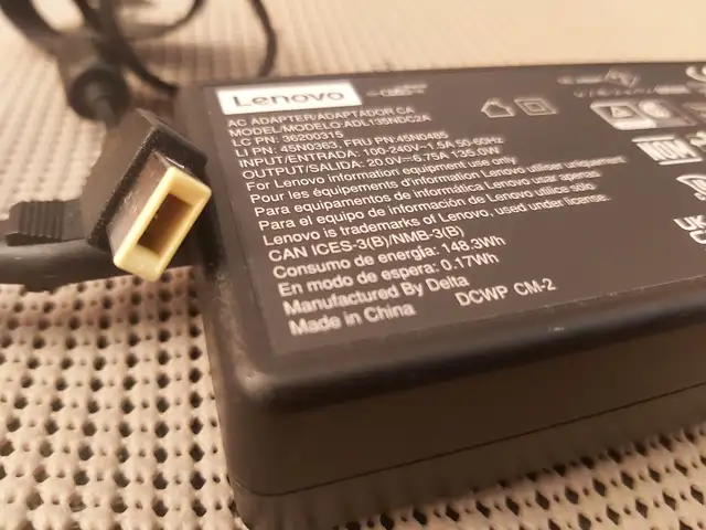 Lenovo laptop Power supply  20V in Laptop Accessories in Ottawa - Image 3