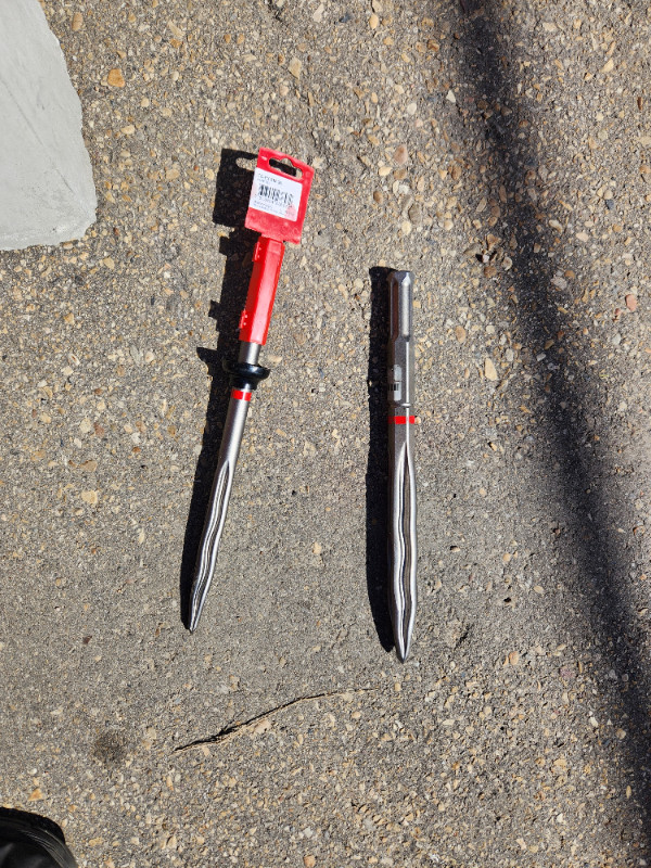 hilti large demmo pointed chissell 90 cash in Power Tools in Calgary