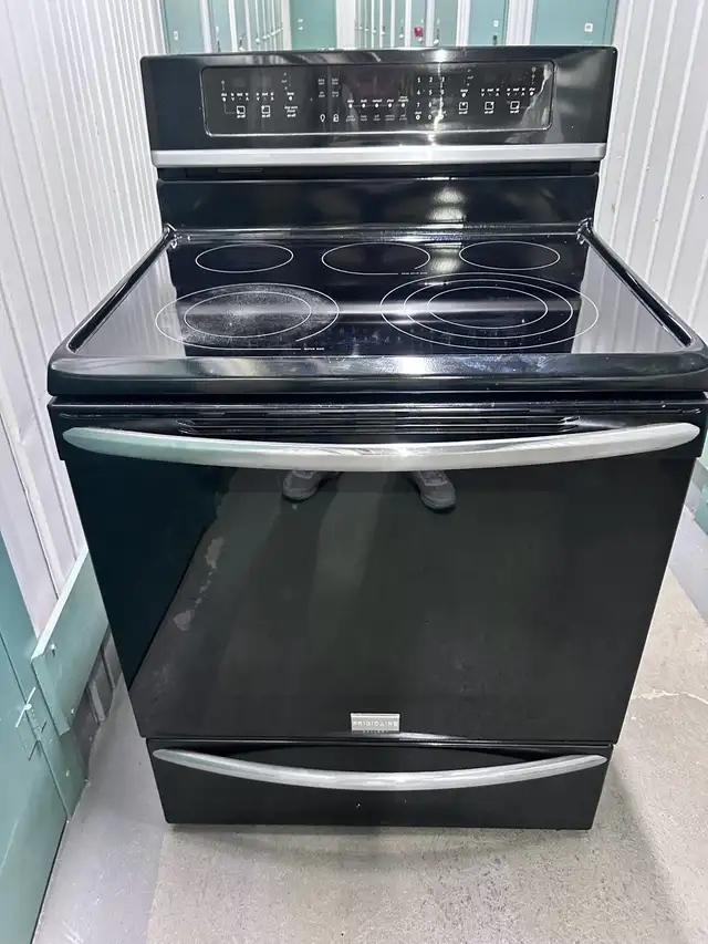 Frigidaire stove washer dryer 1299$ in Stoves, Ovens & Ranges in City of Montréal - Image 9
