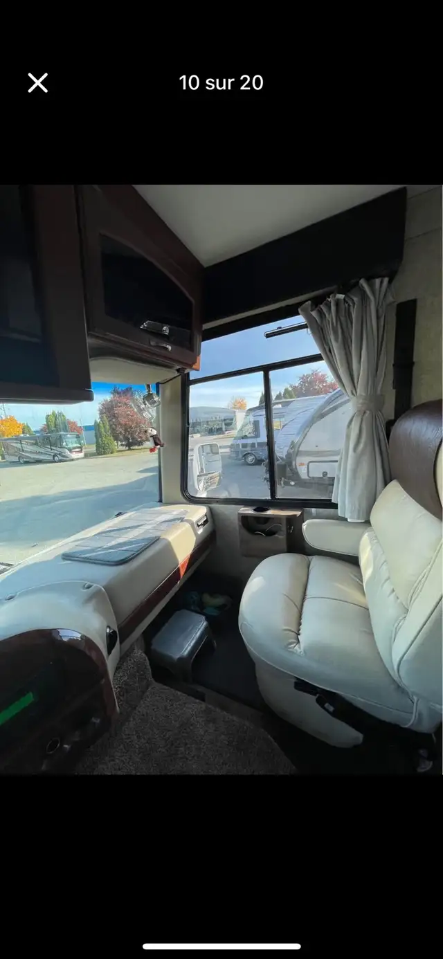 Motorisé Classe A, 31 pieds in RVs & Motorhomes in Granby - Image 5