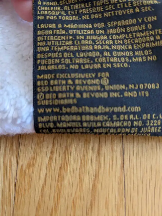 Bath Mat Non Skid White Cotton Bed Bath Beyond in Bathwares in Charlottetown - Image 4