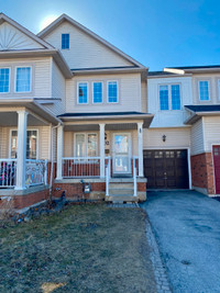 Beautiful 3Bed,2.5Bath Town House for Rent in Milton