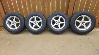 Direct fit for 2015 to 2024 Nissan Murano, very good condition with lots of tread left. Should fit m...